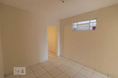 Sala de casa para alugar com 1 quarto, 80m² em Parque Peruche, São Paulo