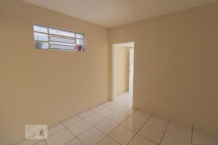 Sala de casa para alugar com 1 quarto, 80m² em Parque Peruche, São Paulo