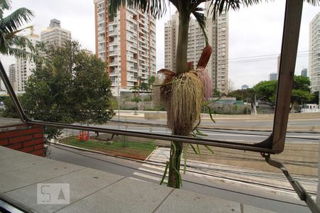 Vista Janela da Sala de apartamento à venda com 2 quartos, 100m² em Brooklin Paulista, São Paulo