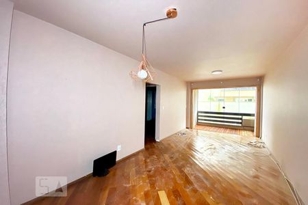 Apartamento à venda com 90m², 2 quartos e sem vagaSala