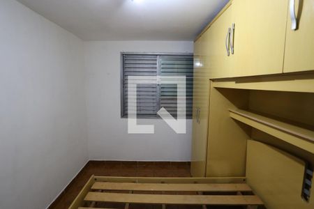 Quarto 2 de apartamento para alugar com 2 quartos, 51m² em Vila Sílvia, São Paulo