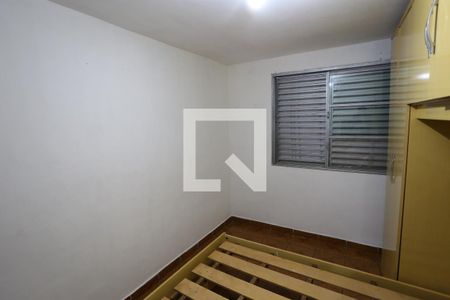 Quarto 2 de apartamento para alugar com 2 quartos, 51m² em Vila Sílvia, São Paulo