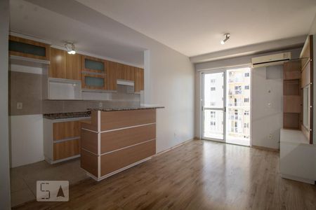 Sala de apartamento para alugar com 3 quartos, 72m² em Jardim Carvalho, Porto Alegre