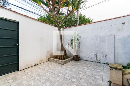Casa à venda com 160m², 1 quarto e sem vaga Casa à venda com 160m², 1 quarto e sem vagaQuintal