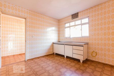 Casa para alugar com 450m², 4 quartos e 2 vagas Casa para alugar com 450m², 4 quartos e 2 vagasCozinha