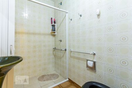 Casa para alugar com 450m², 4 quartos e 2 vagas Casa para alugar com 450m², 4 quartos e 2 vagasBanheiro Social 1