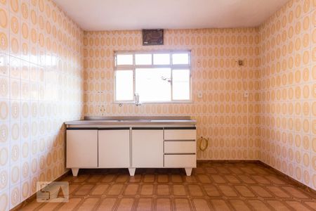 Casa para alugar com 450m², 4 quartos e 2 vagas Casa para alugar com 450m², 4 quartos e 2 vagasCozinha