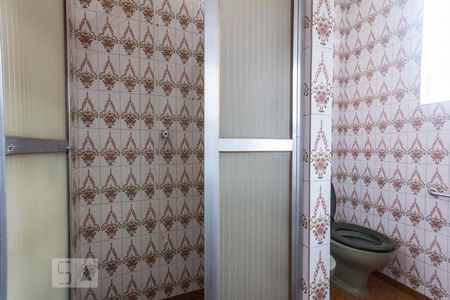 Casa para alugar com 450m², 4 quartos e 2 vagas Casa para alugar com 450m², 4 quartos e 2 vagasBanheiro Social 2