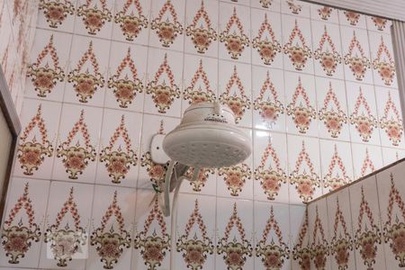 Casa para alugar com 450m², 4 quartos e 2 vagas Casa para alugar com 450m², 4 quartos e 2 vagasBanheiro Social 2