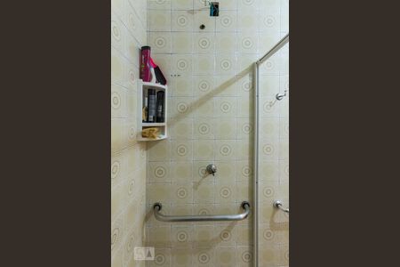 Casa para alugar com 450m², 4 quartos e 2 vagas Casa para alugar com 450m², 4 quartos e 2 vagasBanheiro Social 1