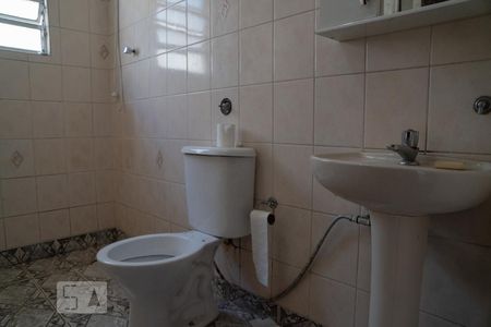 Banheiro de apartamento à venda com 1 quarto, 50m² em Parque das Nações, Santo André