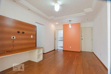 Sala de apartamento para alugar com 3 quartos, 65m² em Vila Anhangüera, Campinas