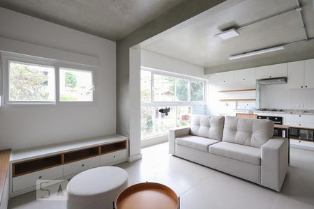 Sala de kitnet/studio para alugar com 1 quarto, 40m² em Jardim Paraíso, São Paulo