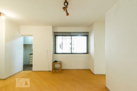 Sala de apartamento para alugar com 2 quartos, 49m² em Moema, São Paulo