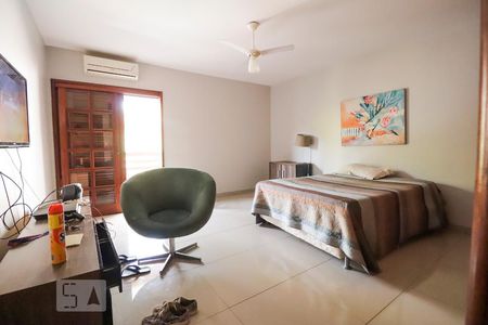 Casa para alugar com 420m², 4 quartos e 5 vagas Casa para alugar com 420m², 4 quartos e 5 vagasQuarto 2