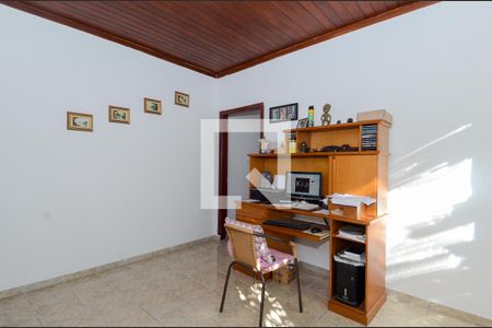 Casa à venda com 210m², 3 quartos e 2 vagasSala