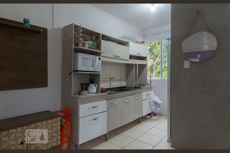 Cozinha de apartamento à venda com 2 quartos, 42m² em Glória, Porto Alegre