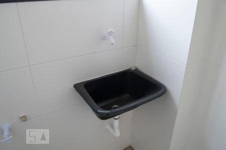 ÁREA DE SERVIÇO de apartamento para alugar com 2 quartos, 38m² em Vila Paiva, São Paulo