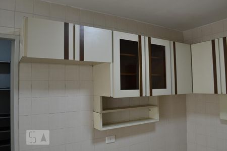 Cozinha de apartamento para alugar com 3 quartos, 76m² em Vila Gomes Cardim, São Paulo