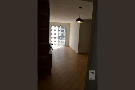 Sala de apartamento para alugar com 3 quartos, 76m² em Vila Gomes Cardim, São Paulo