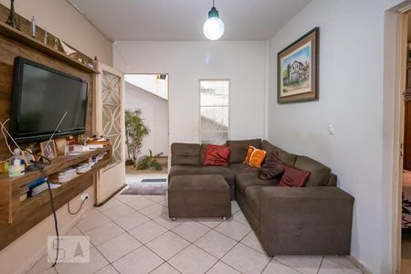 Sala de casa para alugar com 3 quartos, 245m² em Horto Florestal, Belo Horizonte