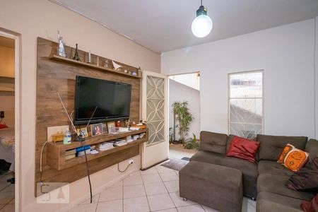 Sala de casa para alugar com 3 quartos, 245m² em Horto Florestal, Belo Horizonte