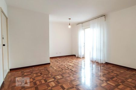 Sala de apartamento para alugar com 2 quartos, 70m² em Vila Uberabinha, São Paulo