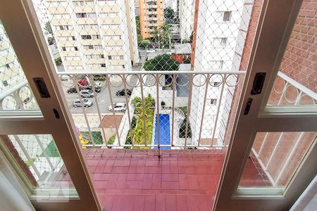 Varanda  de apartamento para alugar com 2 quartos, 70m² em Vila Uberabinha, São Paulo