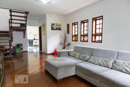 Sala de casa para alugar com 3 quartos, 175m² em Jardim Modelo, São Paulo