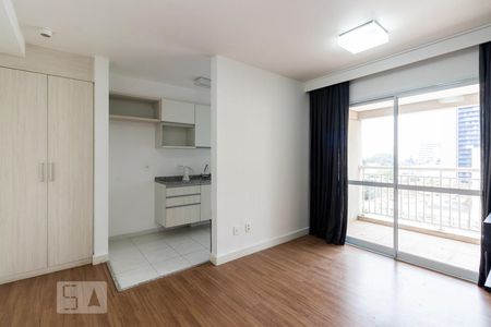 Sala de apartamento para alugar com 2 quartos, 55m² em Vila Olímpia, São Paulo