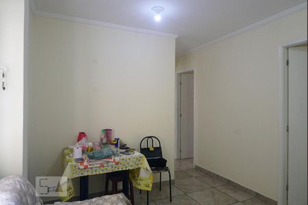 Sala de apartamento para alugar com 2 quartos, 49m² em Vila Sílvia, São Paulo