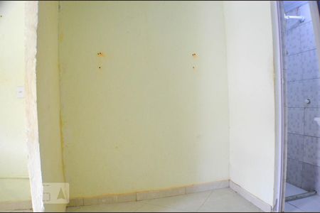 Quarto de kitnet/studio para alugar com 1 quarto, 40m² em Arraial do Retiro, Salvador