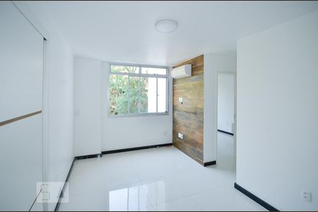 Sala de apartamento à venda com 2 quartos, 60m² em Fonseca, Niterói