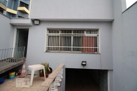 Fachada de casa à venda com 3 quartos, 300m² em Vila Regente Feijó, São Paulo