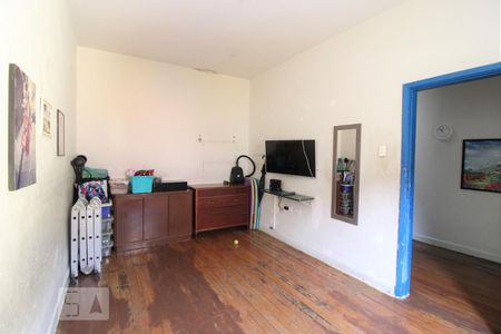 Quarto 2 de casa à venda com 3 quartos, 205m² em Água Branca, São Paulo