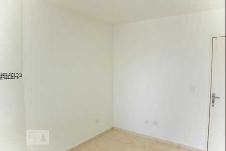 Sala/Cozinha de apartamento para alugar com 2 quartos, 50m² em Vila Nhocune, São Paulo