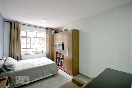 Quarto/Sala de apartamento à venda com 1 quarto, 35m² em Liberdade, São Paulo