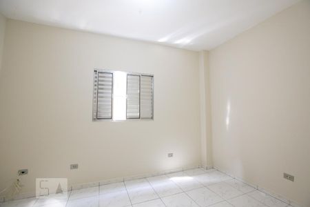 Quarto 1  de casa para alugar com 3 quartos, 150m² em Itaquera, São Paulo