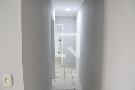 Corredor de apartamento para alugar com 2 quartos, 68m² em Vila Galvão, Guarulhos