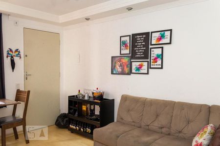 Sala de apartamento para alugar com 2 quartos, 46m² em Santa Terezinha, São Bernardo do Campo