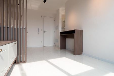 Sala e Cozinha de apartamento à venda com 1 quarto, 31m² em Mirandópolis, São Paulo