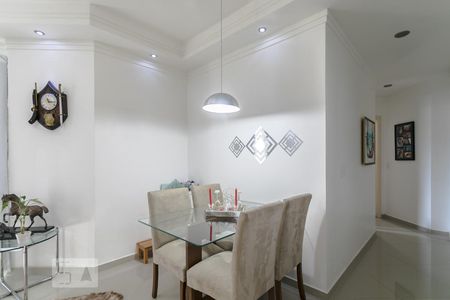 Sala de apartamento para alugar com 2 quartos, 65m² em Loteamento Mogilar, Mogi das Cruzes