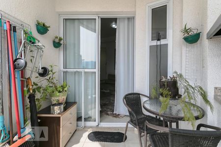 Sacada de apartamento para alugar com 2 quartos, 65m² em Loteamento Mogilar, Mogi das Cruzes