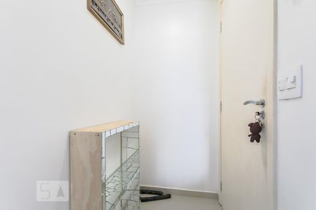 Detalhe Sala de apartamento para alugar com 2 quartos, 65m² em Loteamento Mogilar, Mogi das Cruzes