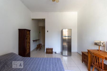 Sala de kitnet/studio para alugar com 1 quarto, 30m² em Centro, Rio de Janeiro