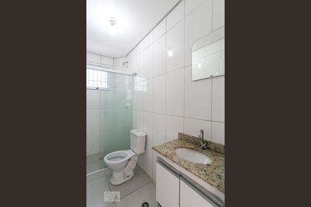 Banheiro de apartamento para alugar com 1 quarto, 30m² em Vila Baruel, São Paulo