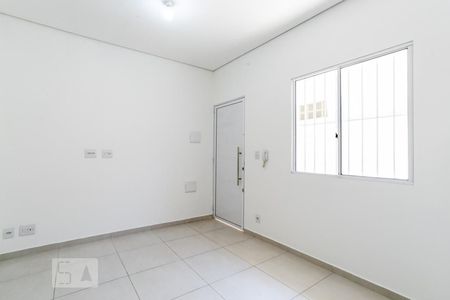 Sala/Cozinha de apartamento para alugar com 1 quarto, 30m² em Vila Baruel, São Paulo