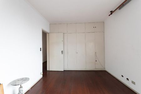 Quarto 2 de casa à venda com 5 quartos, 350m² em Parque Jabaquara, São Paulo