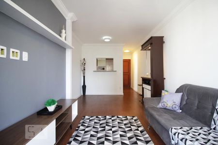 Sala de apartamento para alugar com 3 quartos, 70m² em Vila Andrade, São Paulo