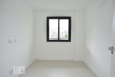 Quarto de apartamento para alugar com 2 quartos, 62m² em Freguesia (jacarepaguá), Rio de Janeiro